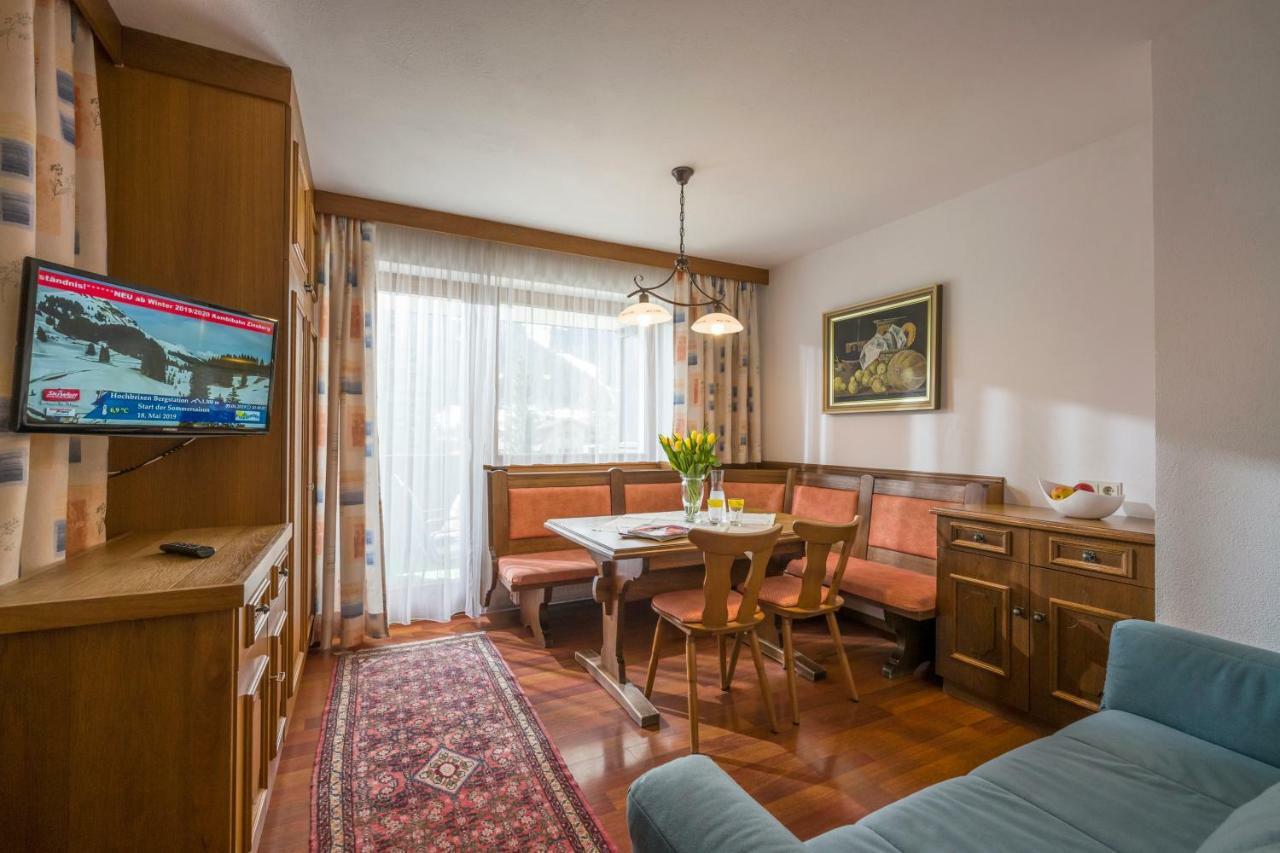 Appartements Bachler Бріксен-ім-Тале Екстер'єр фото