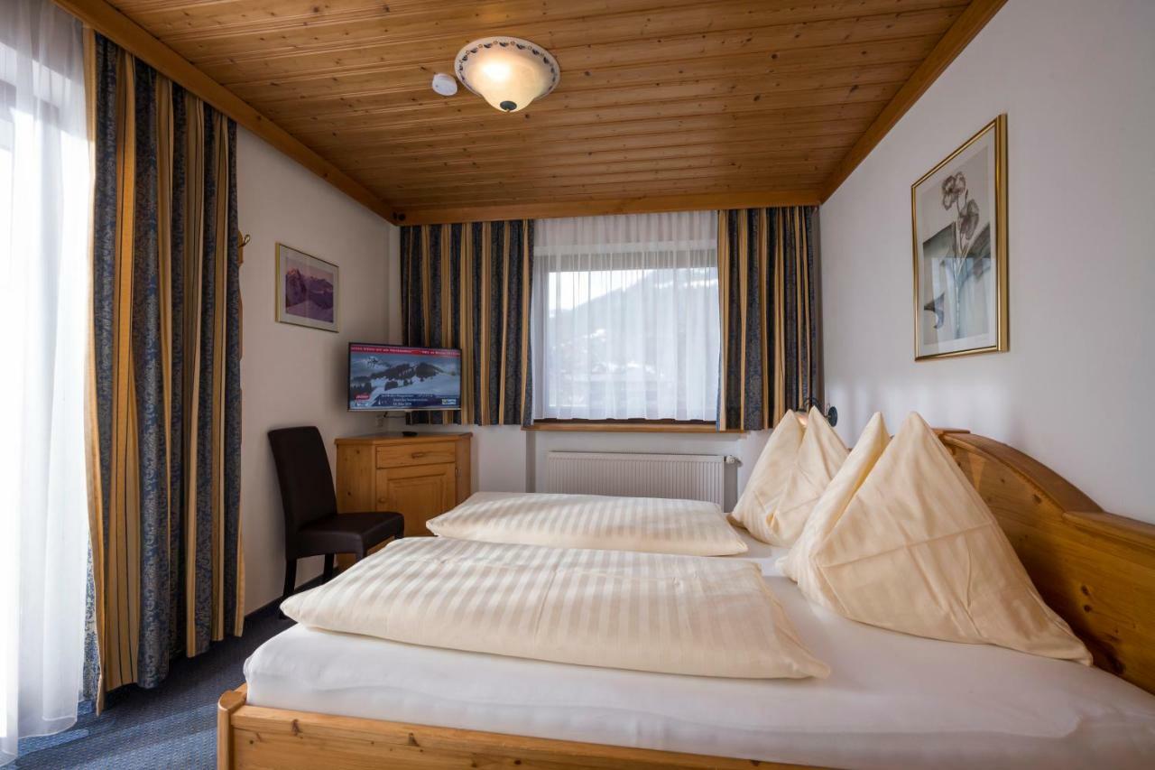 Appartements Bachler Бріксен-ім-Тале Екстер'єр фото