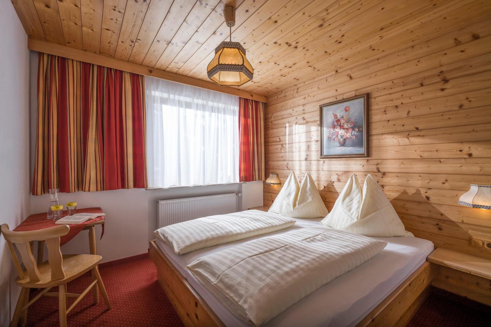 Appartements Bachler Бріксен-ім-Тале Екстер'єр фото