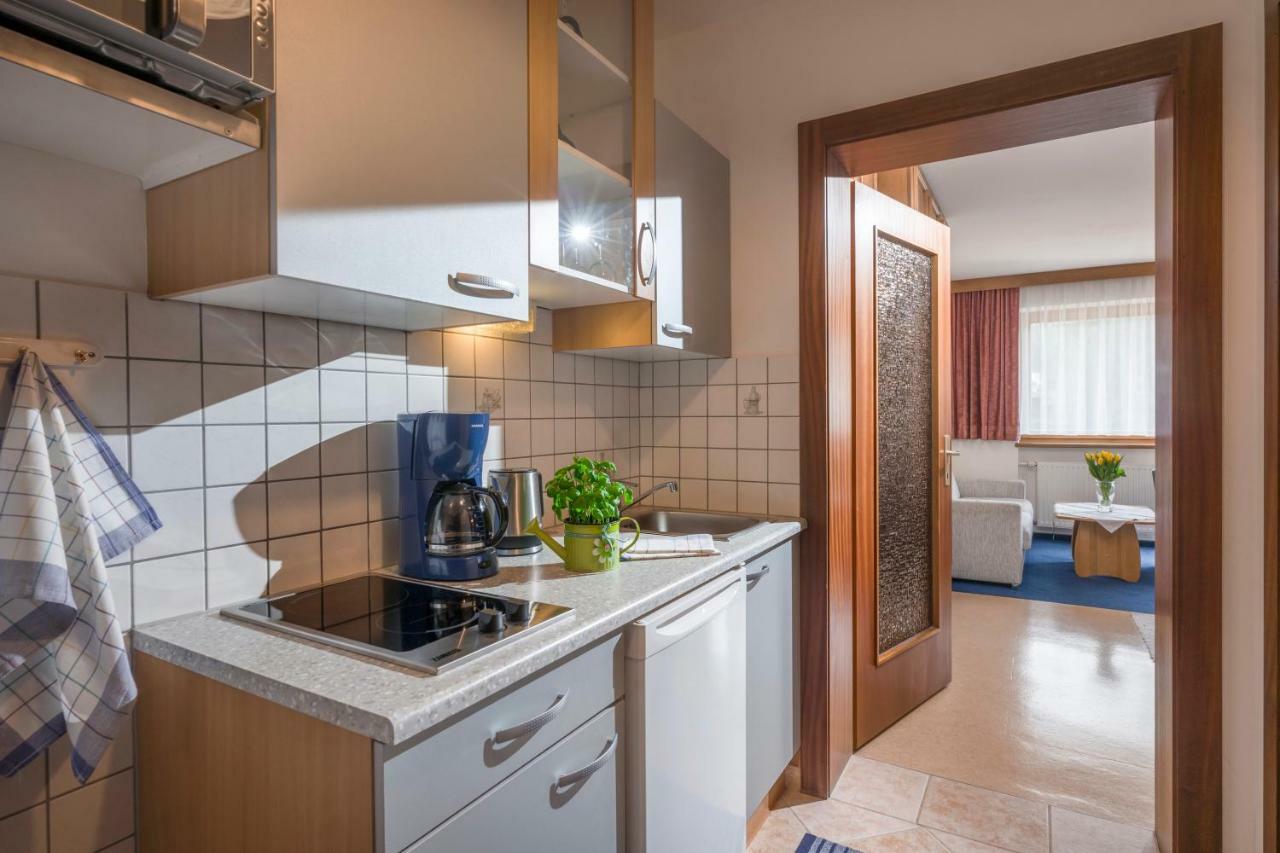Appartements Bachler Бріксен-ім-Тале Екстер'єр фото